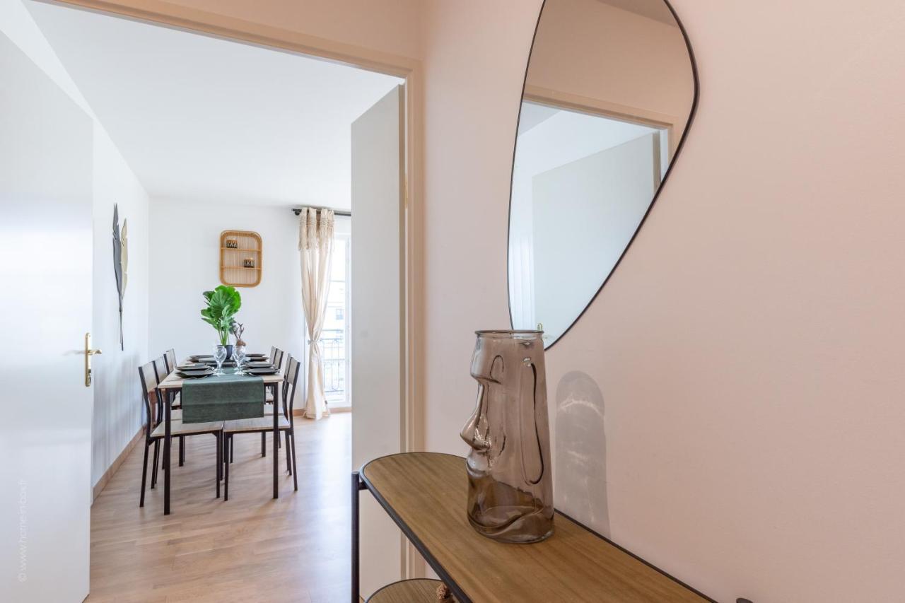 Luxe Flat For 7 - Fairytale Factory Bussy-Saint-Georges Exterior foto
